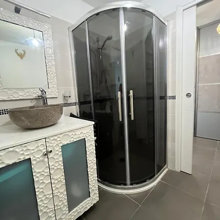 Chez Mamounette Apartment *